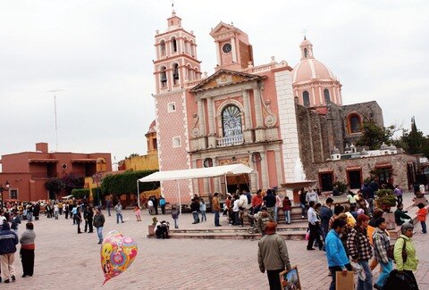 Acercan servicios sociales