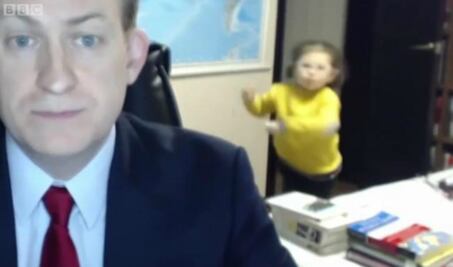 Esta "comedia de errores" fue mi culpa, confiesa padre interrumpido por sus hijos