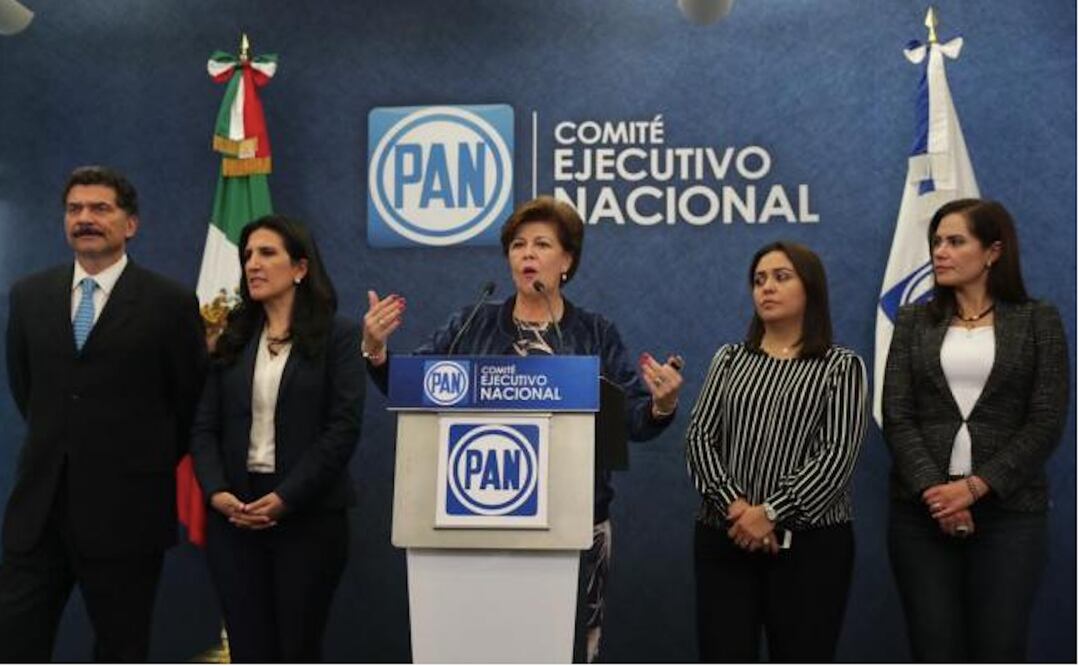 La presidenta de la CONECEN, Cecilia Romero, en conferencia de prensa en el CEN del PAN. FOTO: Luis Cortés