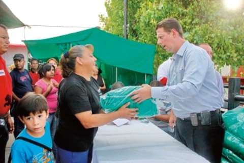 Exige respeto al esfuerzo social