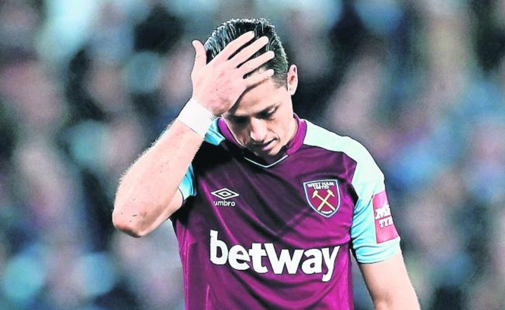 Le ponen a Chicharito 6.8 de calificación