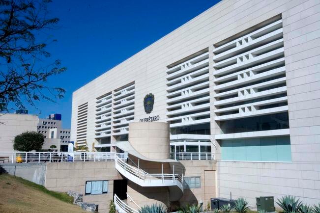 Anuncian cambios en el gobierno de la capital