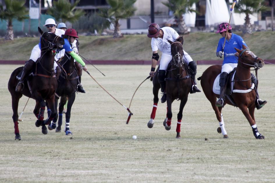 Familiares, amigos y amantes del polo se dieron cita para disfrutar de la celebración en honor a los diez años de la fundación de un club que enaltece este deporte equino dentro de Querétaro.