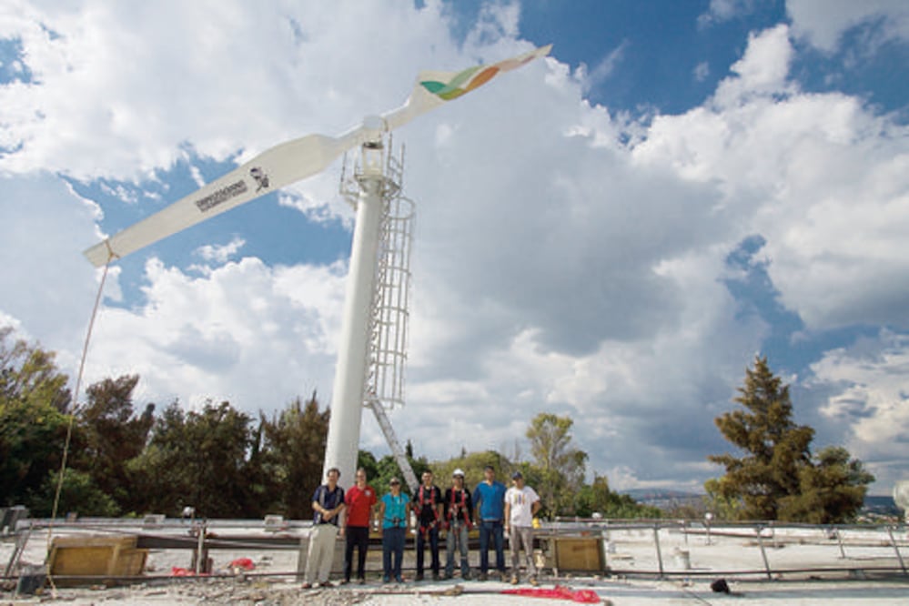 UAQ implementa energía eólica para autoconsumo