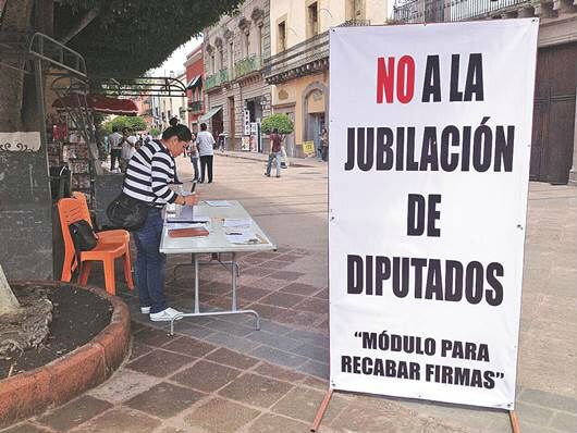 Buscan frenar pensión a diputados