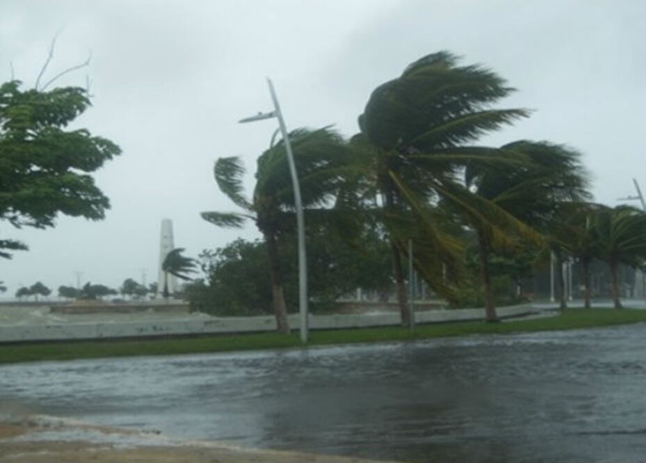 Cancela Aeroméxico vuelos a NY por "Sandy"