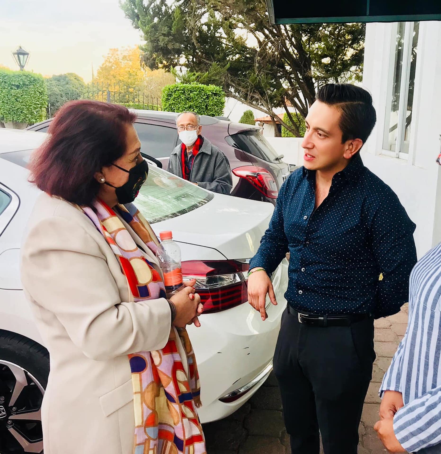 Morena elige a empresaria y a esposa de excandidato para cumplir con equidad de género