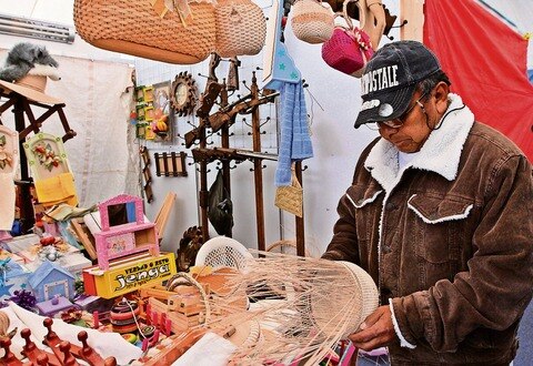 Buscan reordenar  comercio en Tequis