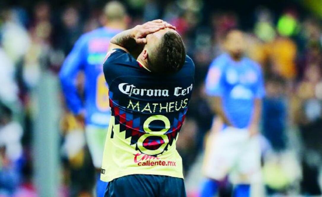 El volante Matheus Uribe lamentó la eliminación (ÁLVARO PAULIN. JAM MEDIA El volan)