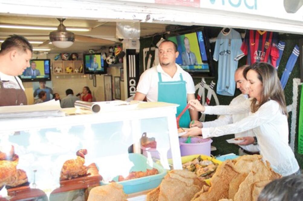 Visita Calzada mercado Escobedo