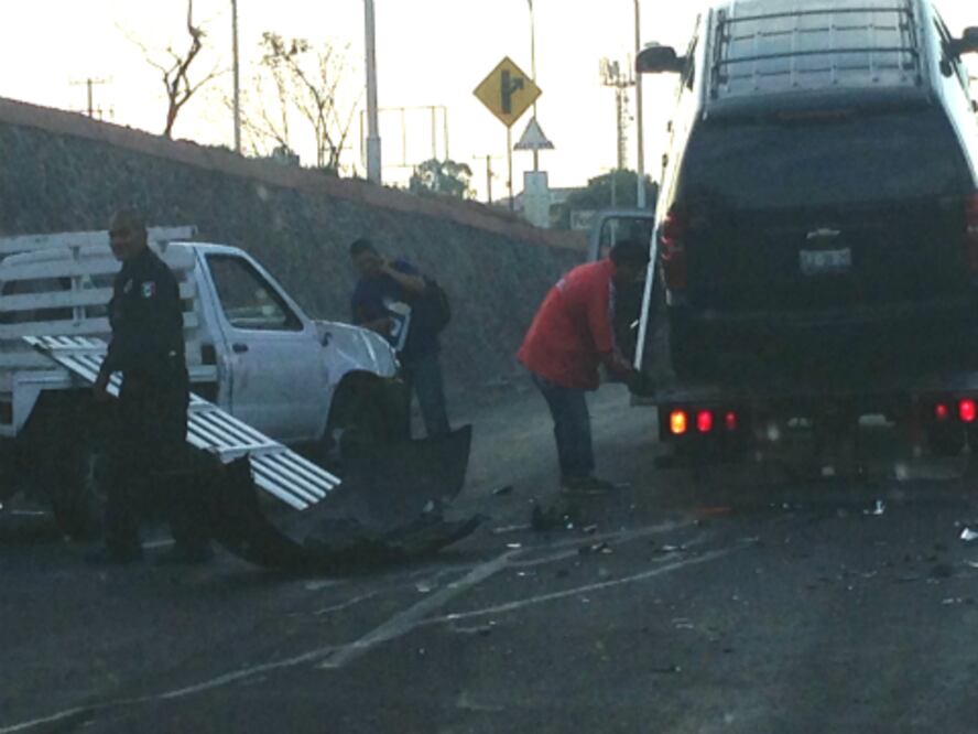 Desquicia tránsito choque en B. Quintana