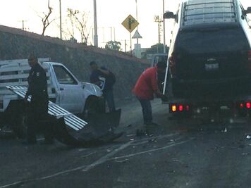 Desquicia tránsito choque en B. Quintana