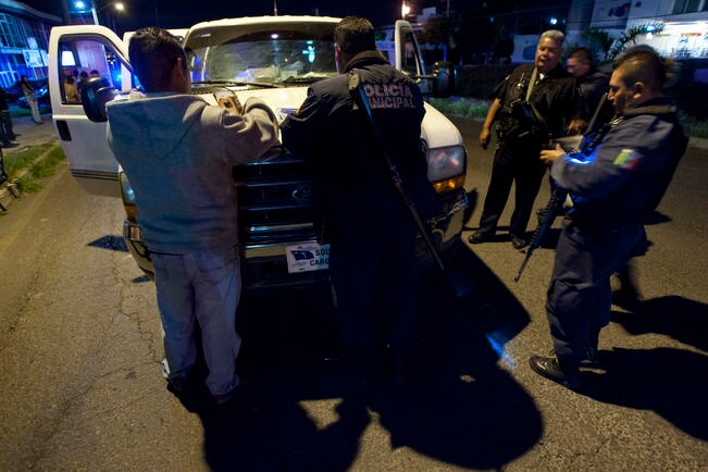 Sin detenidos aún por riña en la colonia Peñuelas