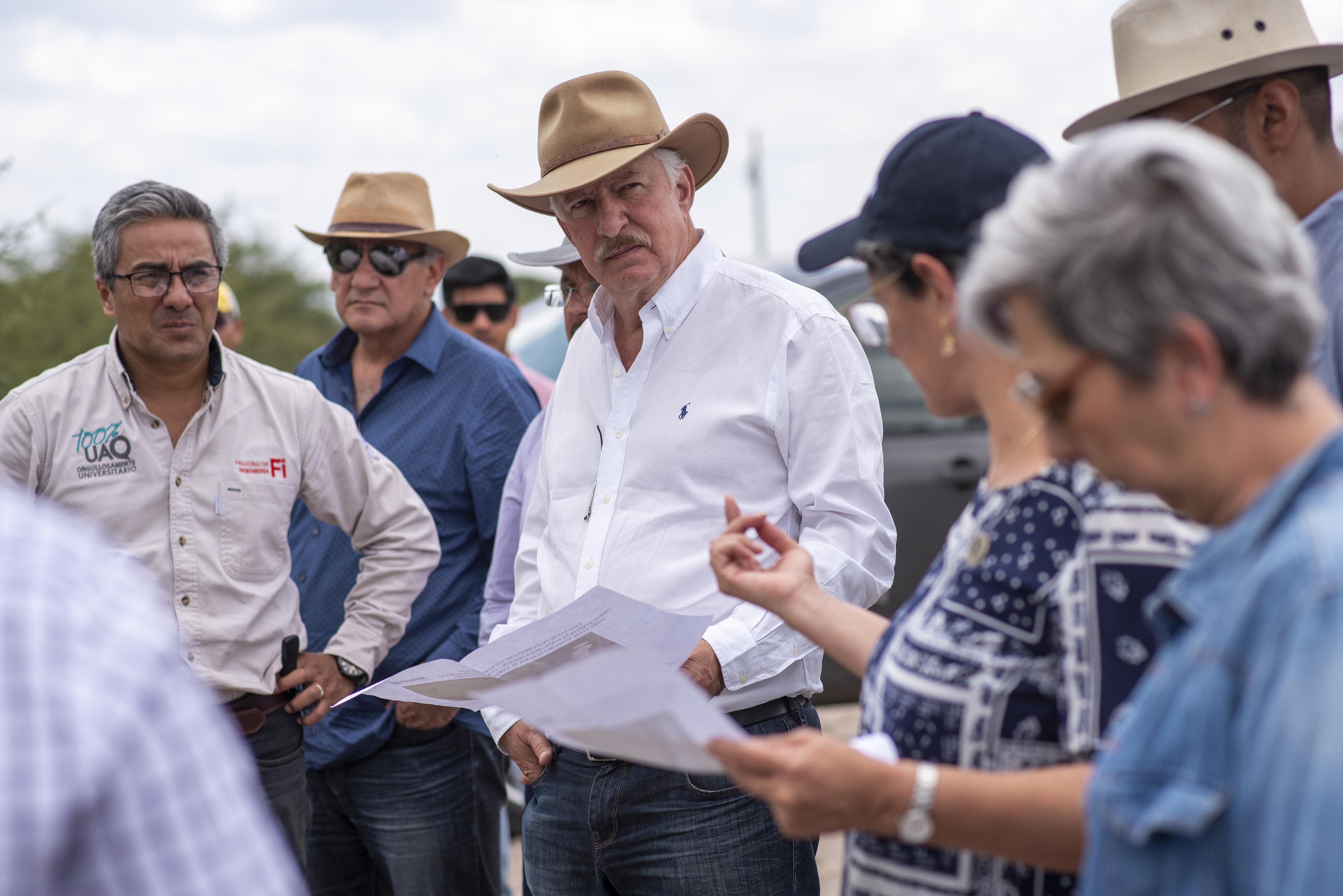 Supervisan los trabajos de restauración en río Querétaro