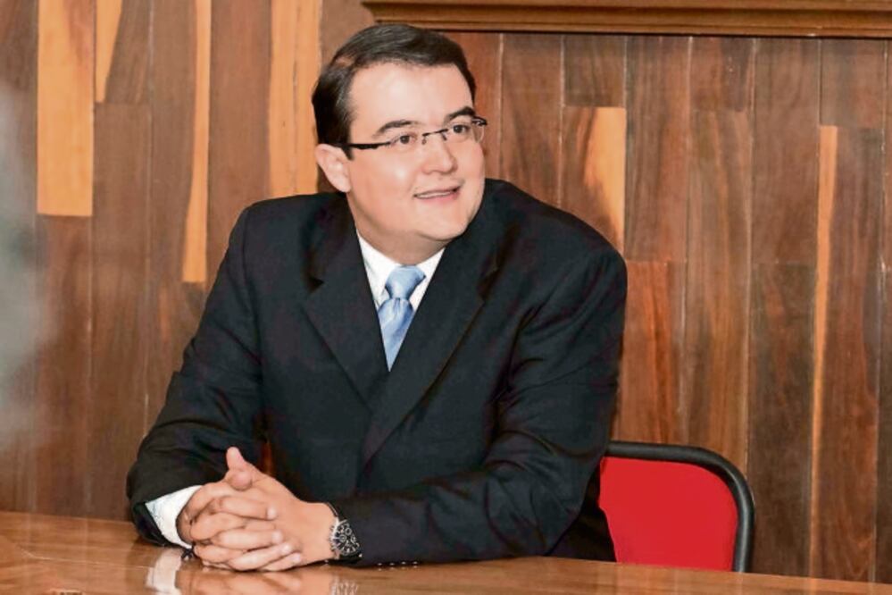 El edil Guillermo Vega Guerrero dijo que la prestación será para los mil 100 trabajadores, incluidos sindicalizados y 350 elementos de policía (ARCHIVO. EL UNIVERSAL)