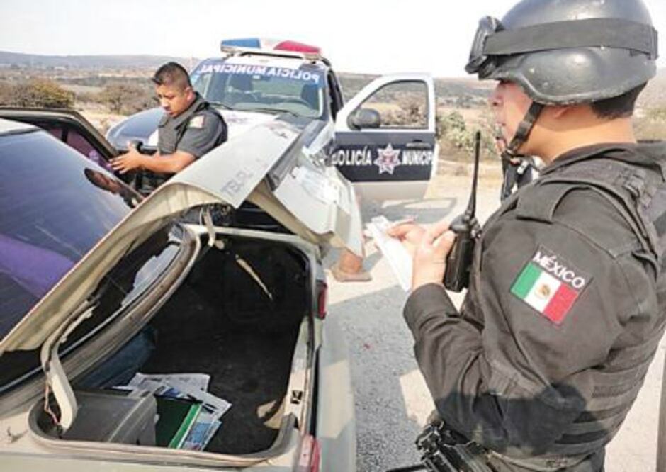 Continúan blindando Corregidora