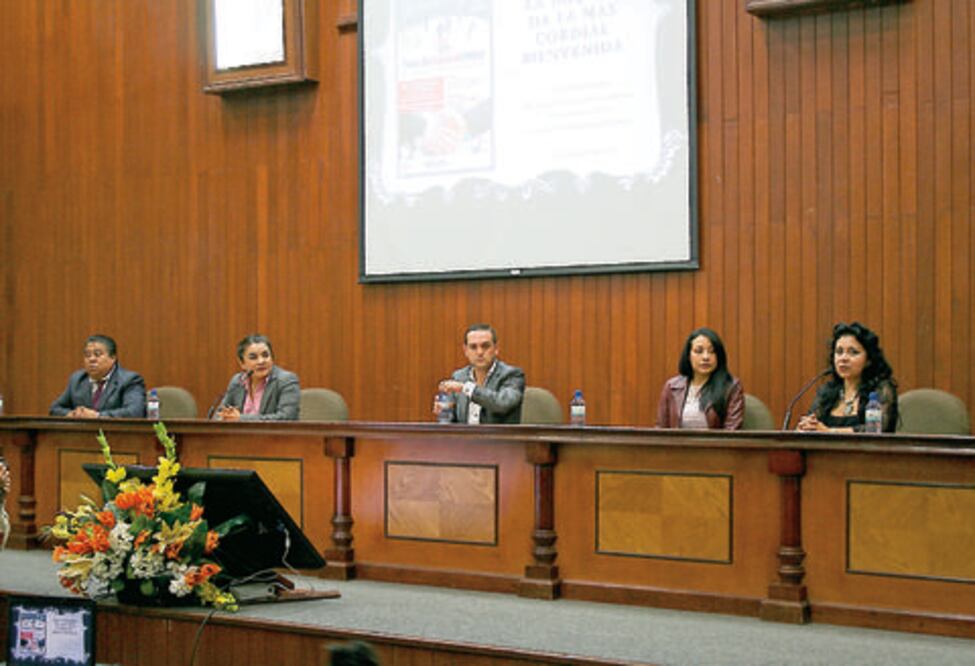 Vinculan a estudiantes y empresas