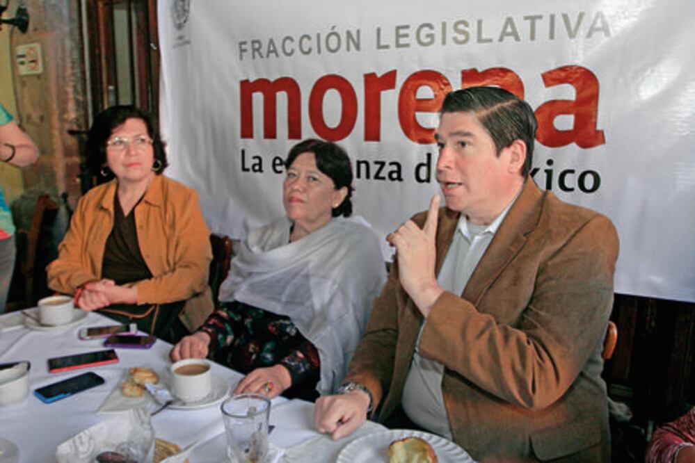 Morena se lanza vs ley de enseñanza