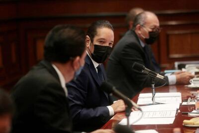 Policías, otros héroes sin capa durante la pandemia: reconoce el gobernador