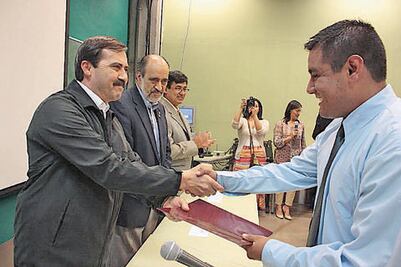 Clausuran programa educativo-industrial