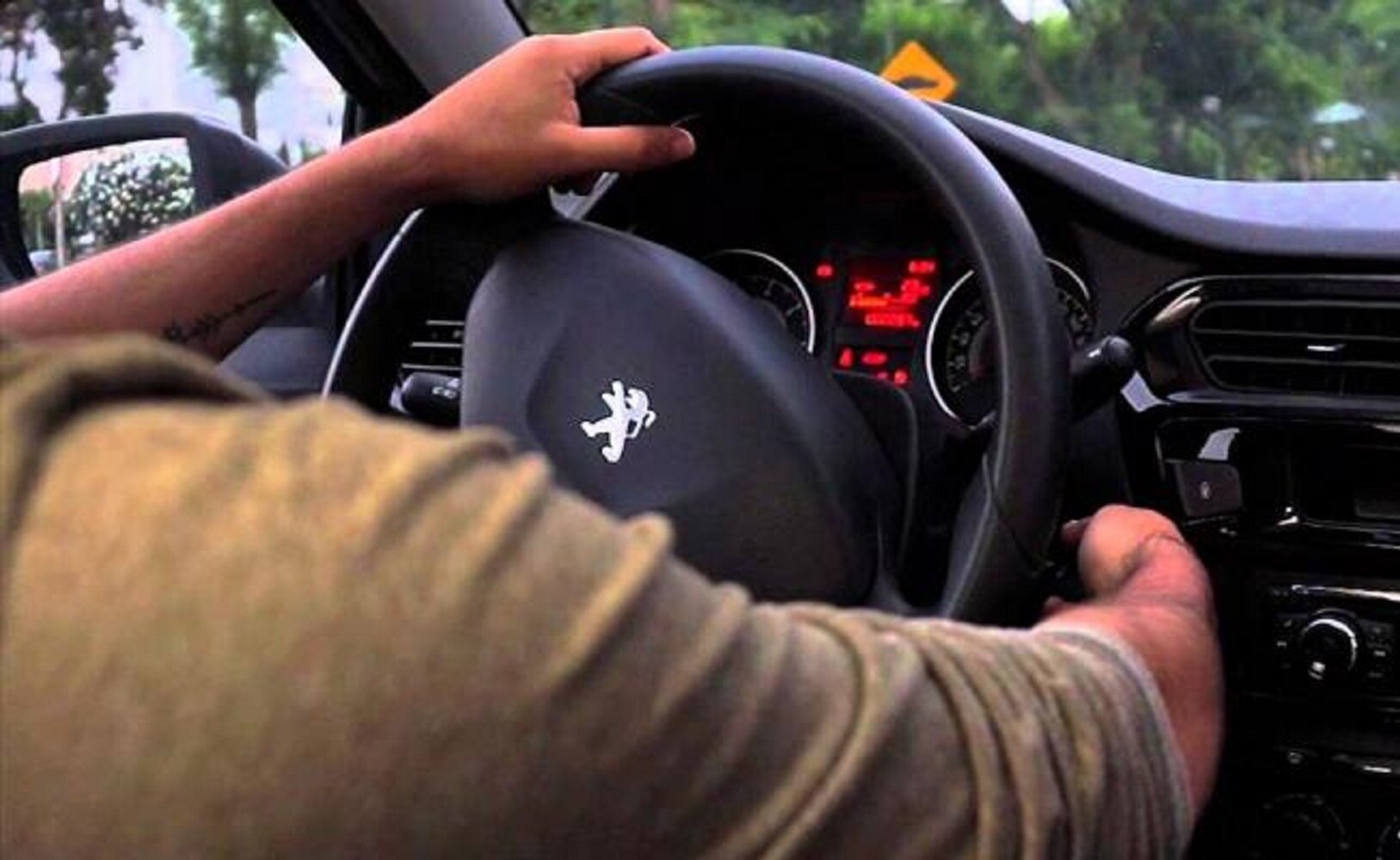 Cosas que debes hacer antes de encender el auto