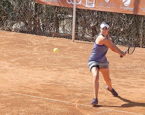 Municipal de Tenis en puerta