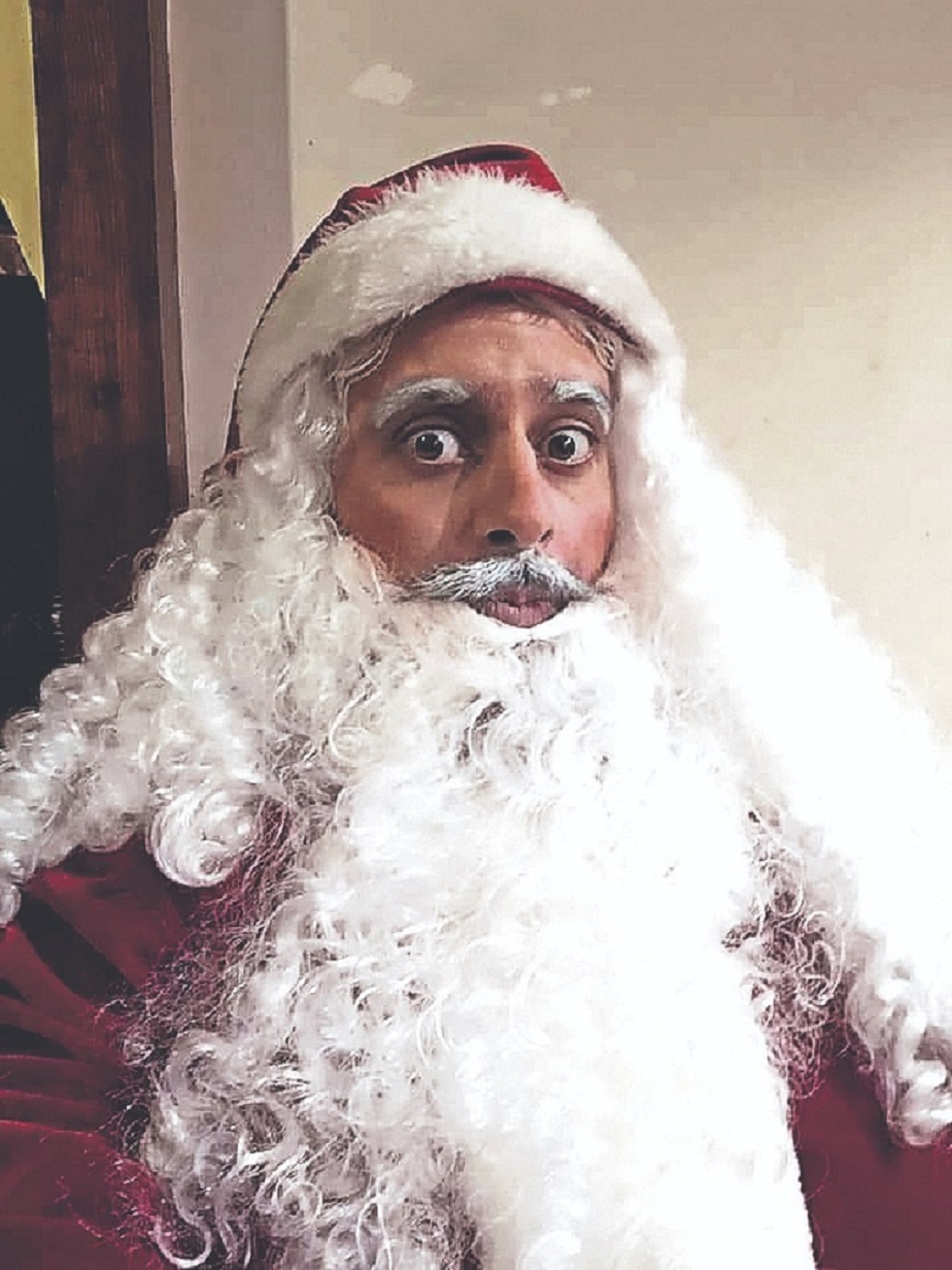 Ahora se pone barbas blancas