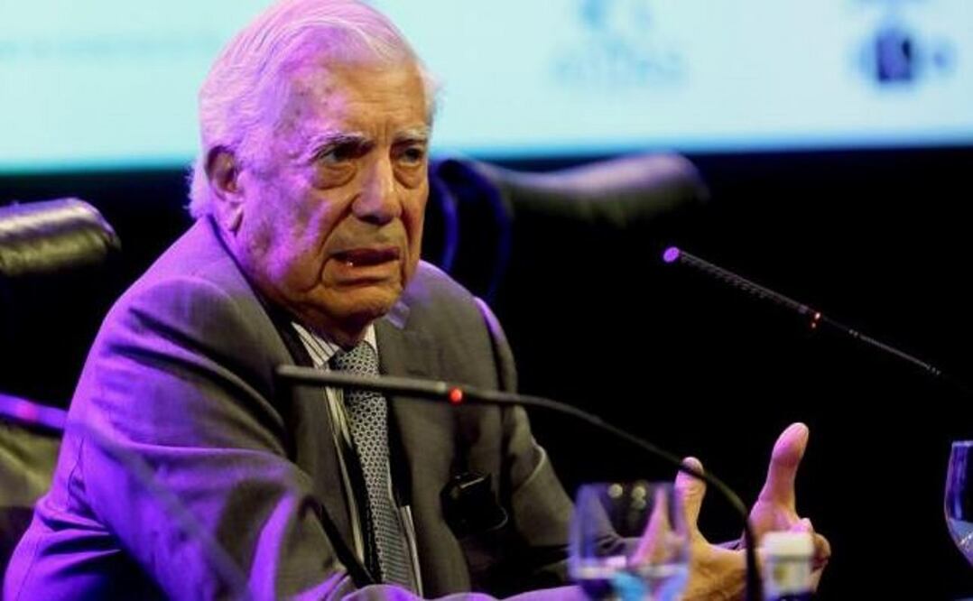 Mario Vargas Llosa. Foto: EFE/ Fernando Alvarado