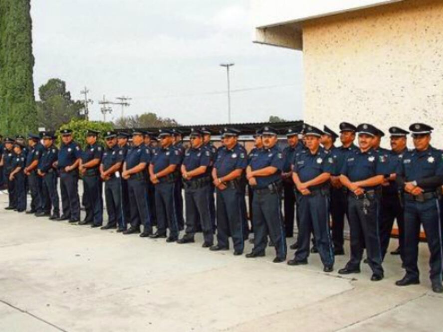 Descartan aumento salarial a policías