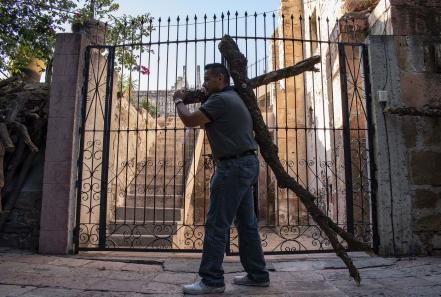 Luto de fieles, alistan la Procesión del Silencio 