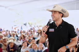 Juntos trabajamos para llevar a Santa Rosa Jáuregui al mejor momento de su historia: Felifer Macías