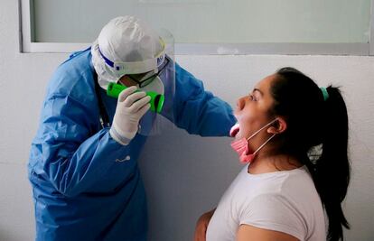 Pegan males respiratorios a grupo de 25 a 44 años