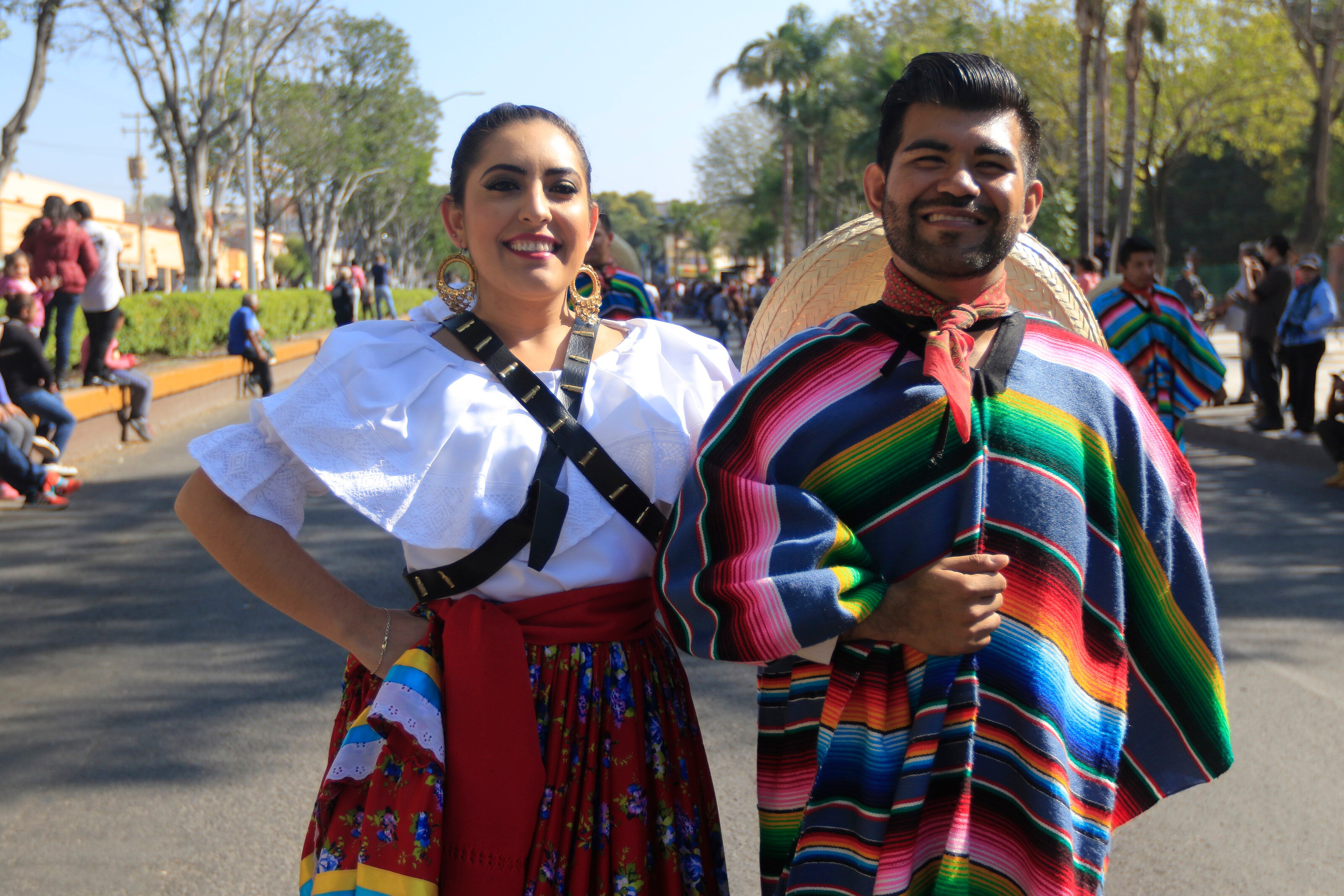 2 mil 600 personas participaron en el desfile del 20 de noviembre en Querétaro