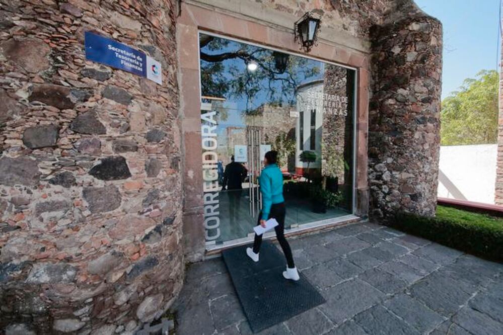 La Secretaría de Finanzas anuncia que a finales de mes se definirá el incremento al impuesto predial (ARCHIVO. EL UNIVERSAL)