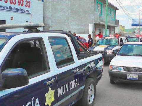 Ayudan denuncias ciudadanas en detención de tres sujetos por robo