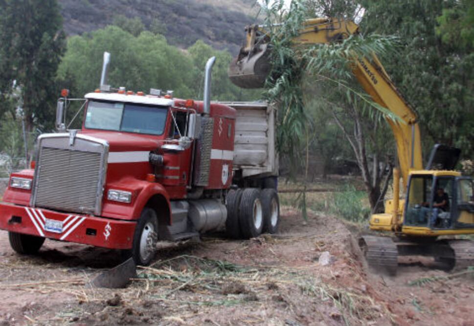 Limpieza de Río en El Marqués