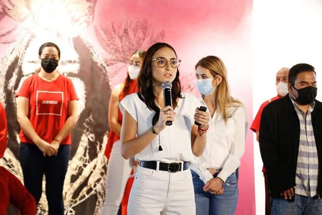 Va María Alemán por un gobierno de inclusión social