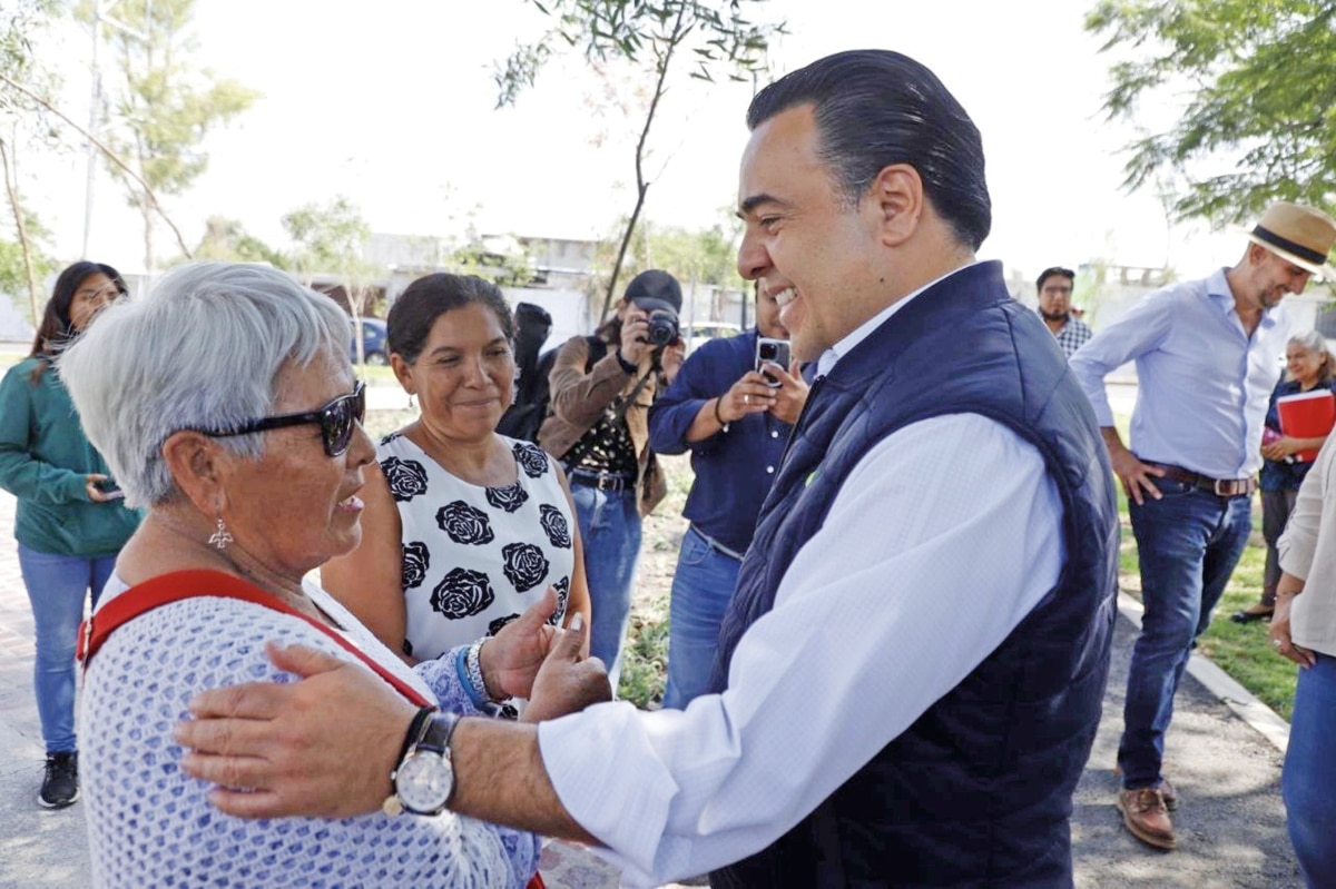 No pedí que me consideraran en encuestas para el Senado, afirma Luis Nava