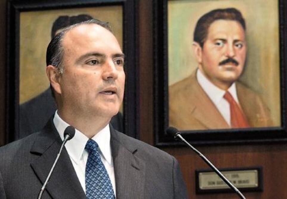 7500 personas en informe del gobernador