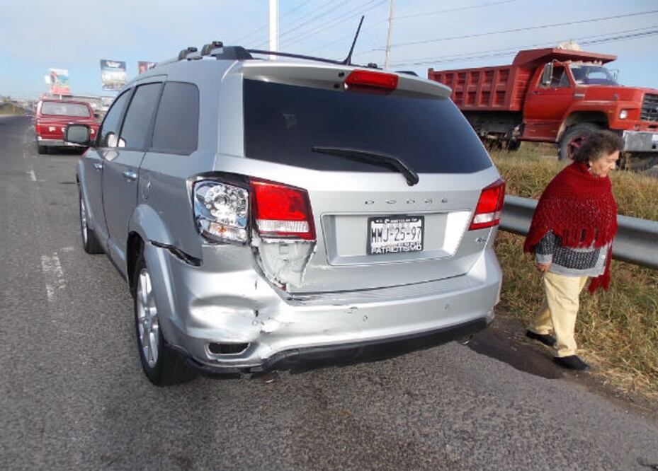 Se impactan 5 en la México - Querétaro