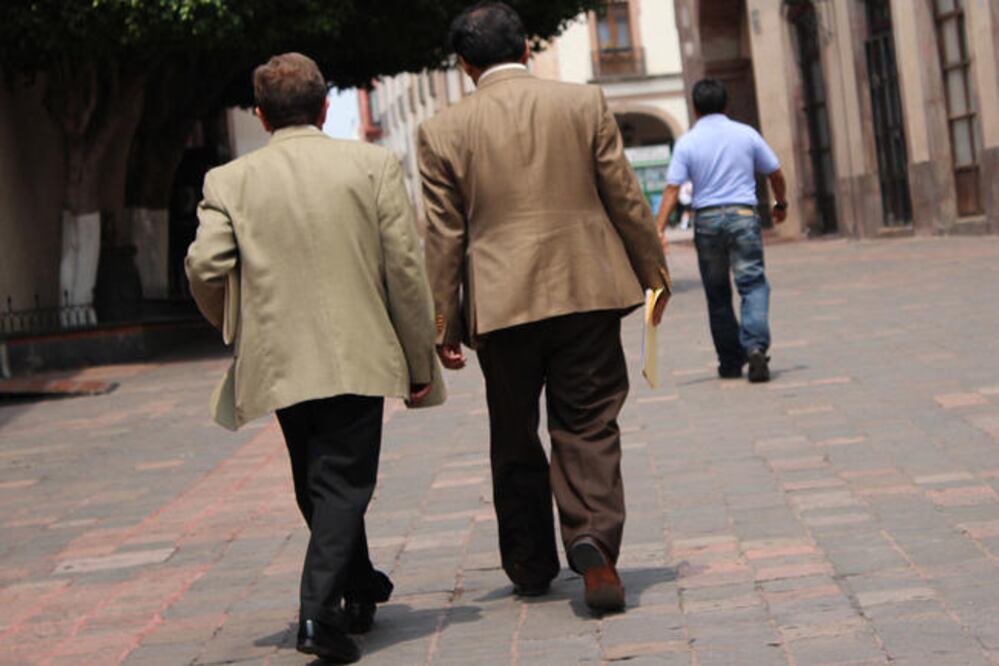 Alertan de riesgos en asesoría legal online