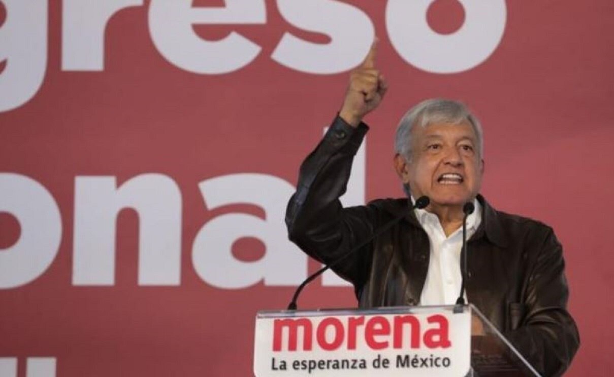 AMLO pide a Morena no permitir "lacras de la política"