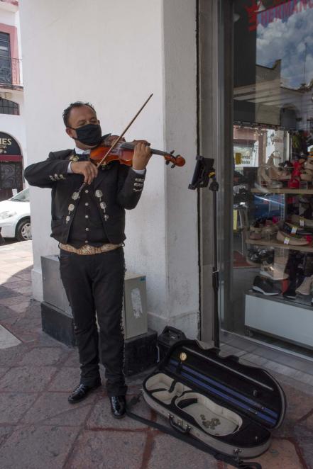 ¡Échale mariachi! Así se toca y canta en Querétaro para sobrevivir al Covid-19