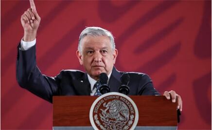 Coincide AMLO con padres de los 43 normalistas; falta acelerar investigaciones, dice