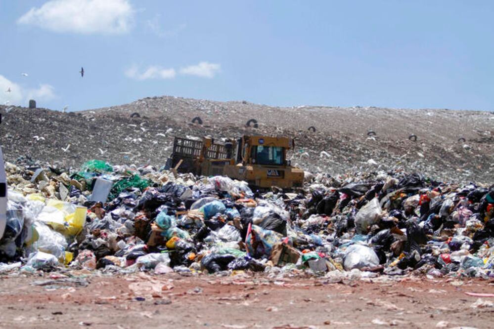 El modelo del centro de reciclaje considera que haya bandas separadoras de los residuos. Foto: ARCHIVO EL UNIVERSAL