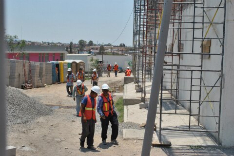 Exhortan a contratar a más ingenieros civiles