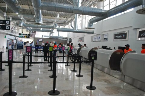 AIQ sube su afluencia; se previenen por ébola