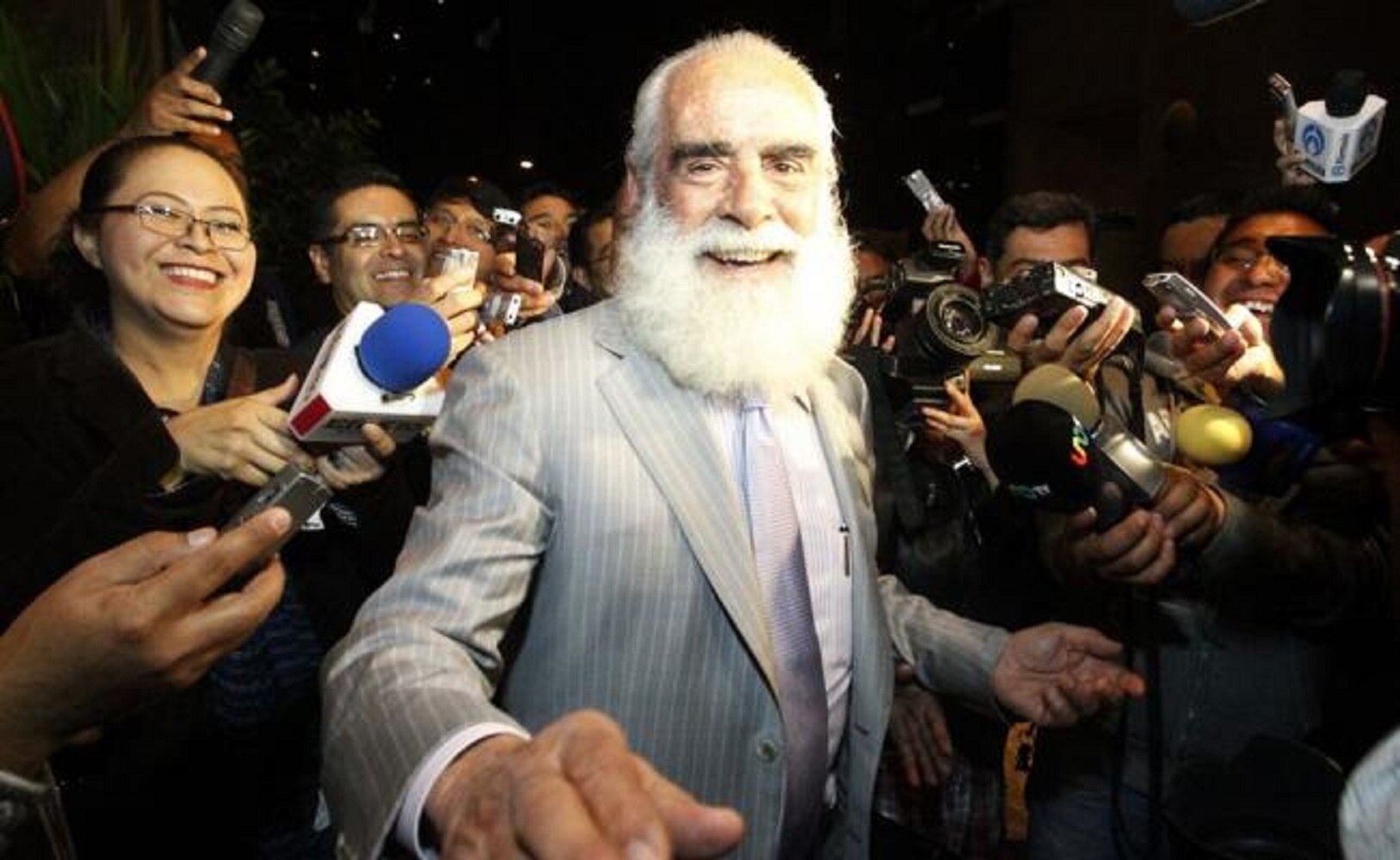 Yo fui quien dijo "hijos de puta" a la PGR, asegura Diego Fernández de Cevallos