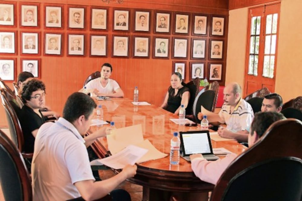 Definen a docentes para telebachilleratos en Jalpan 