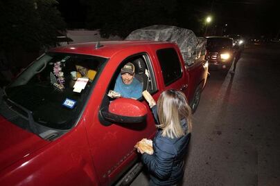 Comienza el reencuentro de familias en Jalpan